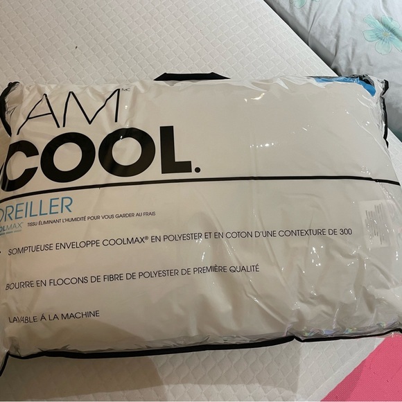 I am cool max pillow - Picture 3 of 3